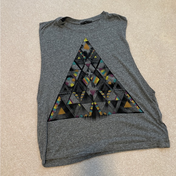 ‼️ Urban Outfitters Truly Madly Deeply Graphic Tee size L - Picture 1 of 4